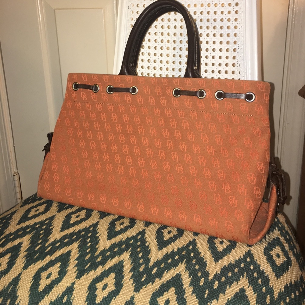 Dooney & Bourke purse